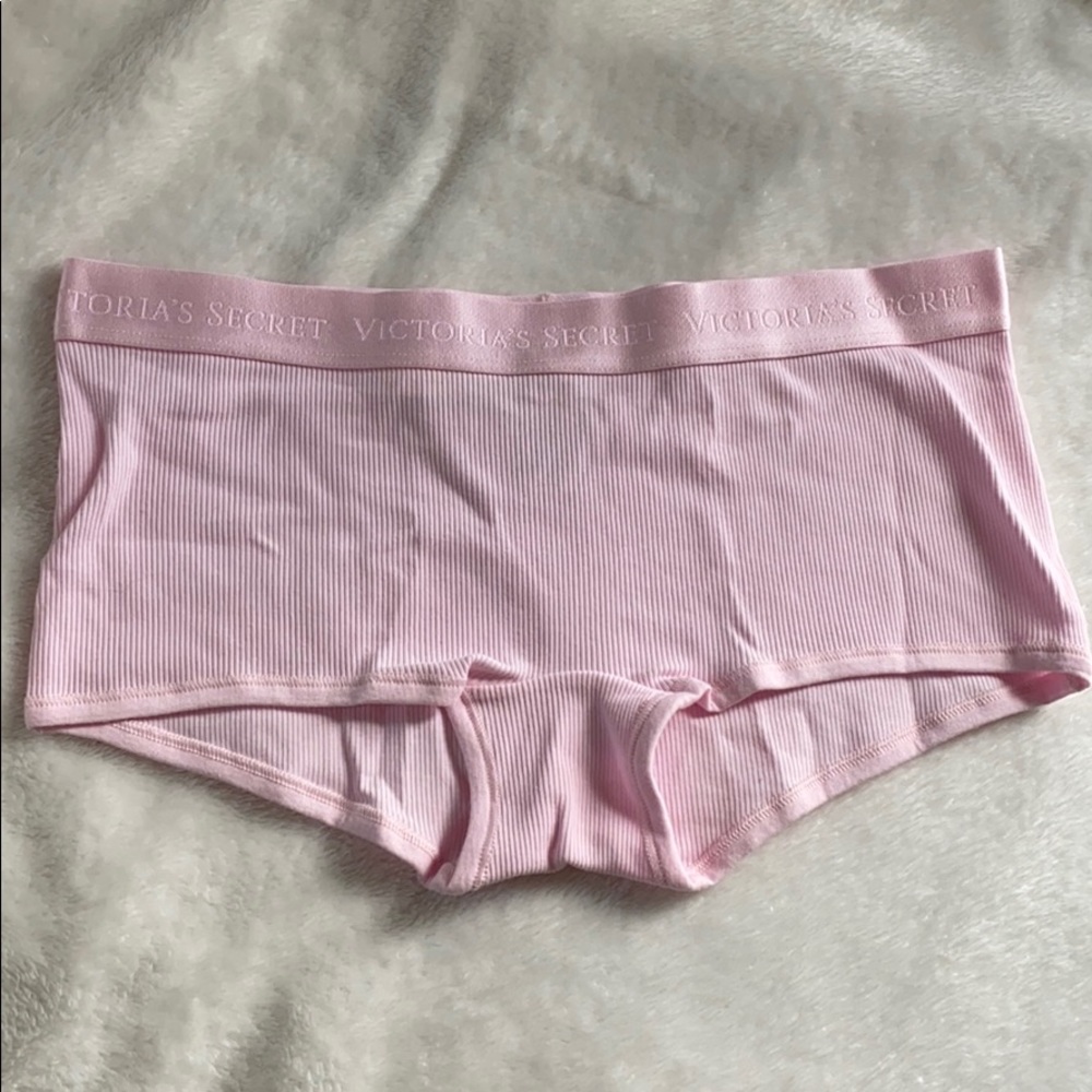 VS Shortie panty
